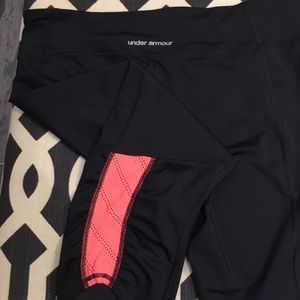 Under Armour Coral Capri